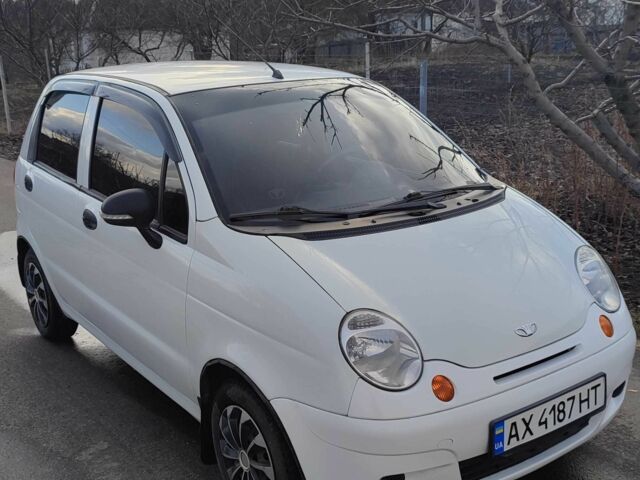 Белый Дэу Матиз, объемом двигателя 0 л и пробегом 95 тыс. км за 3000 $, фото 2 на Automoto.ua
