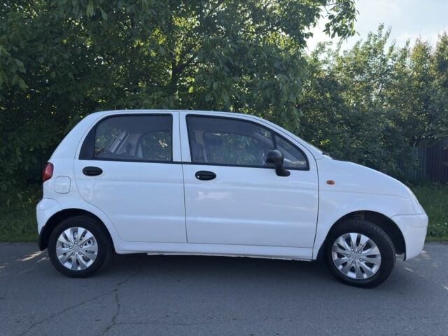 Білий Деу Матіз, об'ємом двигуна 0.8 л та пробігом 107 тис. км за 2299 $, фото 3 на Automoto.ua
