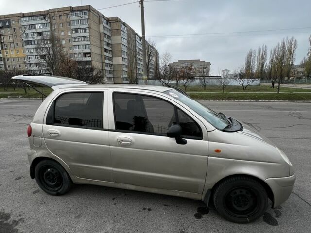 Бежевий Деу Матіз, об'ємом двигуна 0.8 л та пробігом 156 тис. км за 2200 $, фото 3 на Automoto.ua