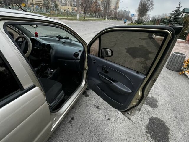 Бежевий Деу Матіз, об'ємом двигуна 0.8 л та пробігом 156 тис. км за 2200 $, фото 6 на Automoto.ua