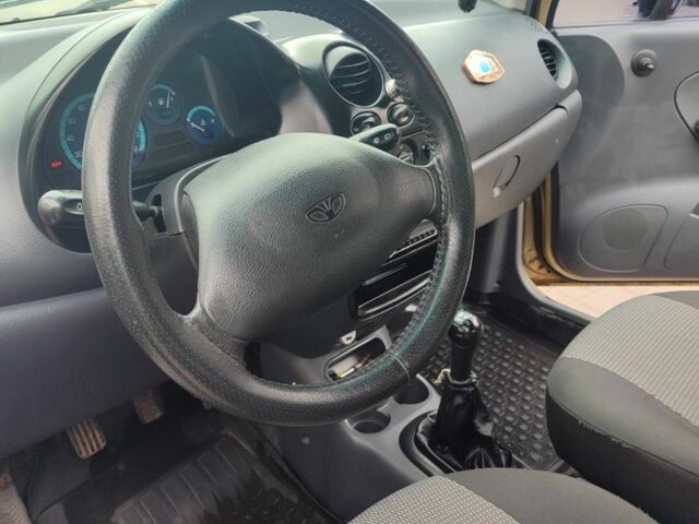 Бежевый Дэу Матиз, объемом двигателя 0.8 л и пробегом 165 тыс. км за 2700 $, фото 6 на Automoto.ua