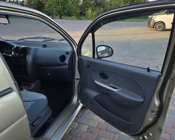 Бежевый Дэу Матиз, объемом двигателя 1 л и пробегом 43 тыс. км за 2600 $, фото 18 на Automoto.ua