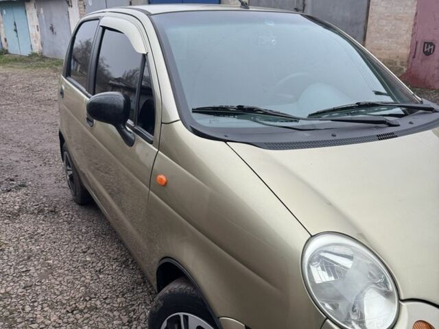 Бежевый Дэу Матиз, объемом двигателя 0.8 л и пробегом 210 тыс. км за 2550 $, фото 3 на Automoto.ua