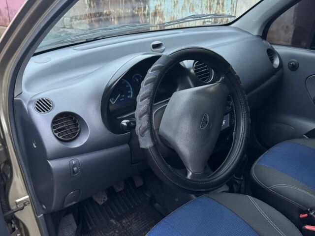 Бежевый Дэу Матиз, объемом двигателя 0.8 л и пробегом 210 тыс. км за 2550 $, фото 14 на Automoto.ua