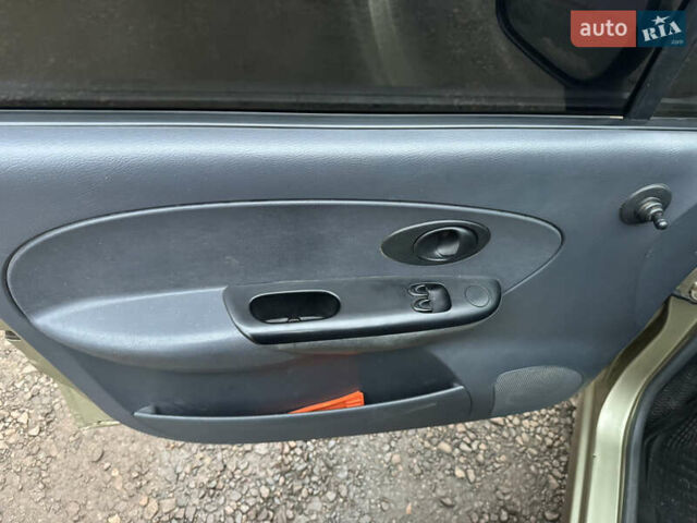 Бежевый Дэу Матиз, объемом двигателя 0.8 л и пробегом 210 тыс. км за 2550 $, фото 18 на Automoto.ua