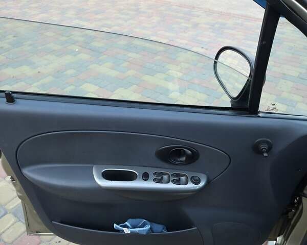 Бежевый Дэу Матиз, объемом двигателя 1 л и пробегом 43 тыс. км за 2600 $, фото 36 на Automoto.ua