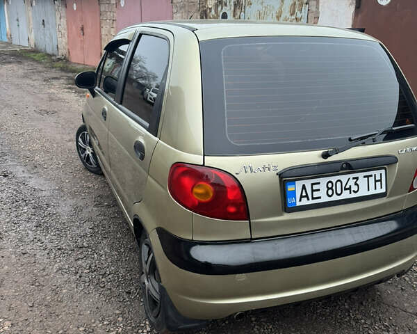 Бежевый Дэу Матиз, объемом двигателя 0.8 л и пробегом 210 тыс. км за 2550 $, фото 5 на Automoto.ua
