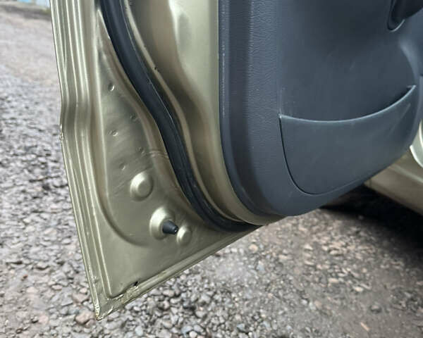 Бежевый Дэу Матиз, объемом двигателя 0.8 л и пробегом 210 тыс. км за 2550 $, фото 14 на Automoto.ua