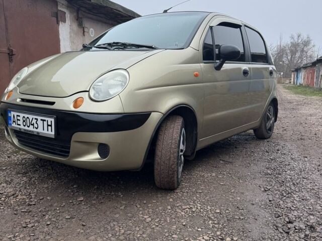 Бежевый Дэу Матиз, объемом двигателя 0.8 л и пробегом 210 тыс. км за 2550 $, фото 2 на Automoto.ua
