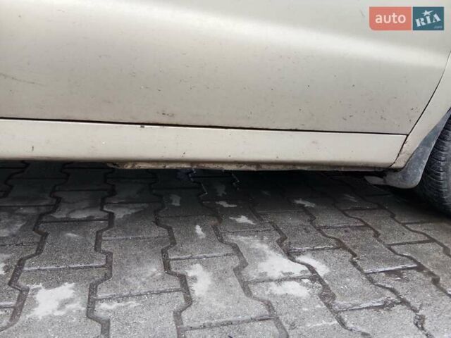 Бежевый Дэу Матиз, объемом двигателя 0.8 л и пробегом 186 тыс. км за 900 $, фото 4 на Automoto.ua