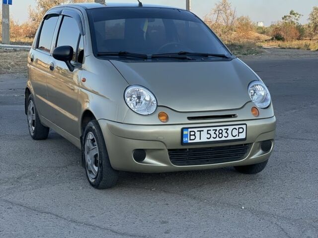 Бежевий Деу Матіз, об'ємом двигуна 0.8 л та пробігом 122 тис. км за 2400 $, фото 3 на Automoto.ua