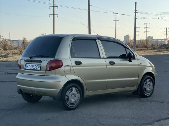 Бежевий Деу Матіз, об'ємом двигуна 0.8 л та пробігом 122 тис. км за 2400 $, фото 5 на Automoto.ua