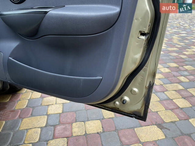 Бежевый Дэу Матиз, объемом двигателя 0.8 л и пробегом 129 тыс. км за 2850 $, фото 5 на Automoto.ua