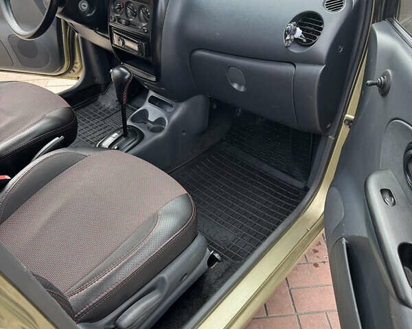 Дэу Матиз 2007 в Запорожье на Automoto.ua Бежевый Дэу Матиз, объемом двигателя 0.8 л и пробегом 127 тыс. км за 3500 $, фото 4 на Automoto.ua