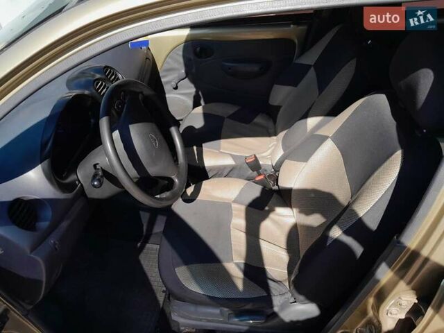 Бежевий Деу Матіз, об'ємом двигуна 0.8 л та пробігом 128 тис. км за 2200 $, фото 11 на Automoto.ua