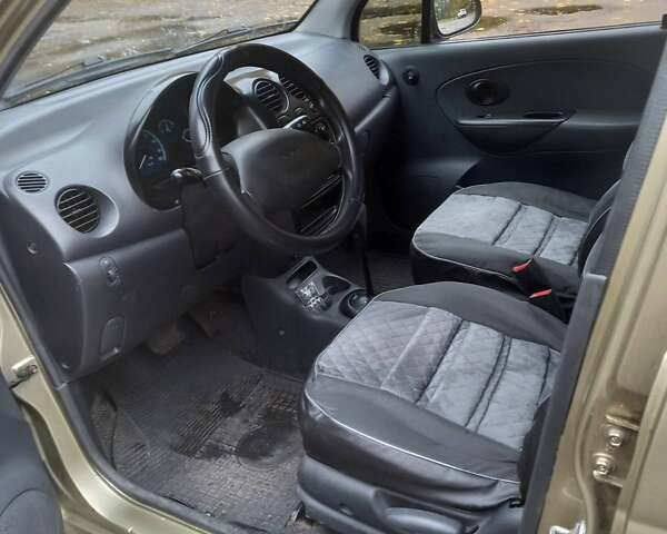 Бежевий Деу Матіз, об'ємом двигуна 0.8 л та пробігом 94 тис. км за 2990 $, фото 8 на Automoto.ua