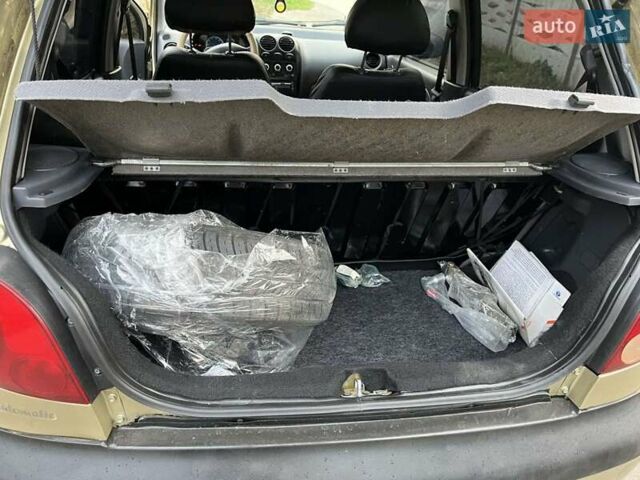 Бежевый Дэу Матиз, объемом двигателя 0.8 л и пробегом 100 тыс. км за 3200 $, фото 6 на Automoto.ua