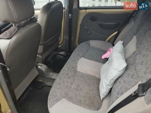 Бежевый Дэу Матиз, объемом двигателя 0.8 л и пробегом 234 тыс. км за 1200 $, фото 3 на Automoto.ua