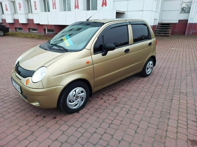 Бежевый Дэу Матиз, объемом двигателя 0.8 л и пробегом 114 тыс. км за 2300 $, фото 2 на Automoto.ua