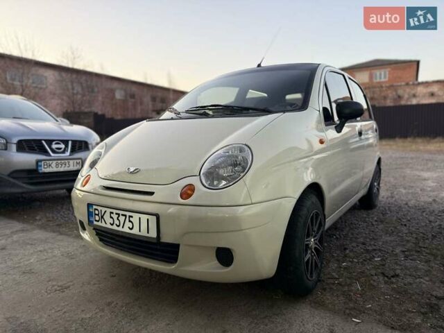 Бежевый Дэу Матиз, объемом двигателя 0.8 л и пробегом 172 тыс. км за 3100 $, фото 5 на Automoto.ua