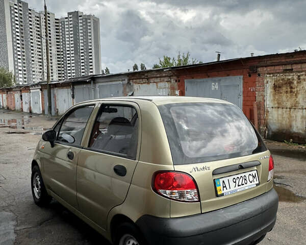 Бежевый Дэу Матиз, объемом двигателя 0.8 л и пробегом 60 тыс. км за 3000 $, фото 2 на Automoto.ua