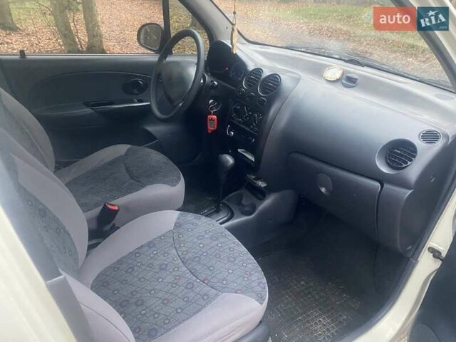 Бежевий Деу Матіз, об'ємом двигуна 0.8 л та пробігом 110 тис. км за 2600 $, фото 7 на Automoto.ua