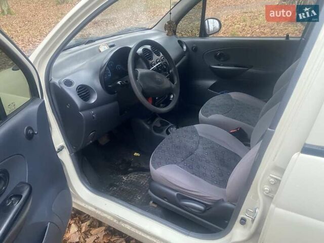 Бежевий Деу Матіз, об'ємом двигуна 0.8 л та пробігом 110 тис. км за 2600 $, фото 12 на Automoto.ua