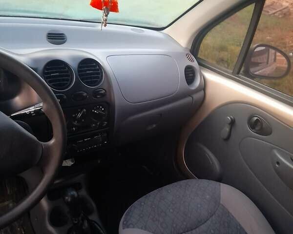 Бежевий Деу Матіз, об'ємом двигуна 0.8 л та пробігом 82 тис. км за 2800 $, фото 2 на Automoto.ua