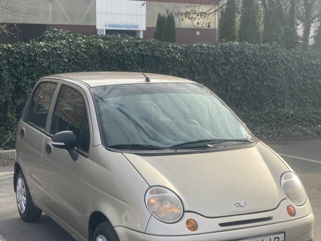 Бежевый Дэу Матиз, объемом двигателя 0.8 л и пробегом 140 тыс. км за 1999 $, фото 1 на Automoto.ua