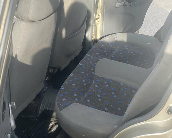 Бежевый Дэу Матиз, объемом двигателя 0.8 л и пробегом 140 тыс. км за 2200 $, фото 17 на Automoto.ua