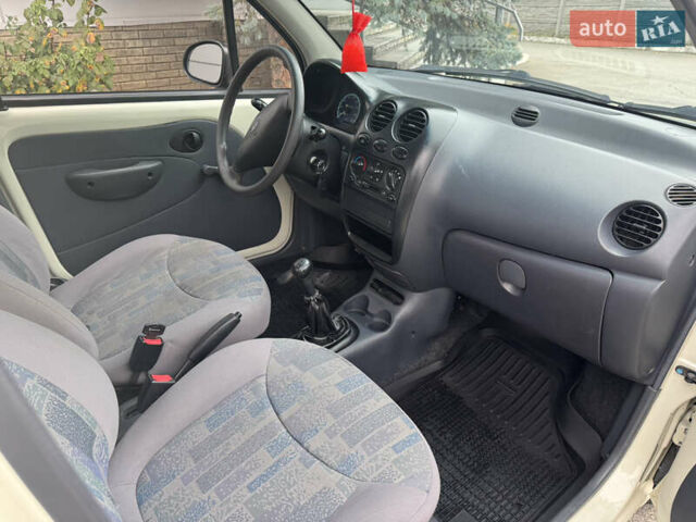 Бежевый Дэу Матиз, объемом двигателя 0.8 л и пробегом 20 тыс. км за 2750 $, фото 2 на Automoto.ua