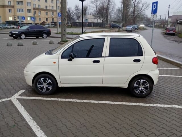 Бежевий Деу Матіз, об'ємом двигуна 0.8 л та пробігом 99 тис. км за 2500 $, фото 6 на Automoto.ua