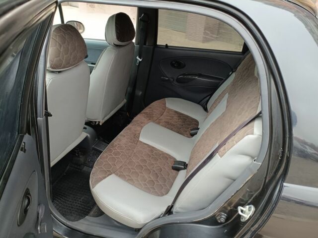 Черный Дэу Матиз, объемом двигателя 0.8 л и пробегом 88 тыс. км за 3200 $, фото 5 на Automoto.ua