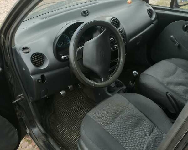 Черный Дэу Матиз, объемом двигателя 0.8 л и пробегом 199 тыс. км за 1300 $, фото 5 на Automoto.ua