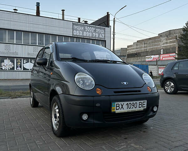 Черный Дэу Матиз, объемом двигателя 0.8 л и пробегом 85 тыс. км за 2200 $, фото 2 на Automoto.ua