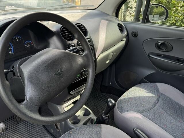 Черный Дэу Матиз, объемом двигателя 0.8 л и пробегом 173 тыс. км за 2400 $, фото 3 на Automoto.ua