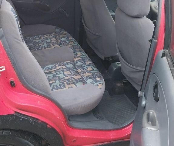 Красный Дэу Матиз, объемом двигателя 0.8 л и пробегом 150 тыс. км за 1200 $, фото 7 на Automoto.ua