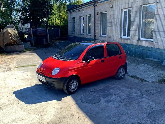 Красный Дэу Матиз, объемом двигателя 0.8 л и пробегом 110 тыс. км за 1900 $, фото 3 на Automoto.ua