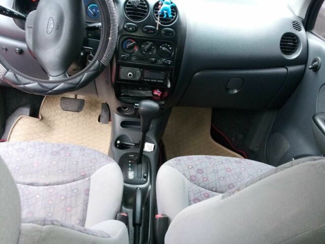 Червоний Деу Матіз, об'ємом двигуна 0.8 л та пробігом 186 тис. км за 2500 $, фото 4 на Automoto.ua