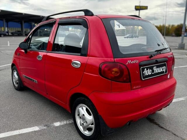 Деу Матіз 2006 у Запоріжжя на Automoto.ua Червоний Деу Матіз, об'ємом двигуна 0 л та пробігом 106 тис. км за 2200 $, фото 4 на Automoto.ua