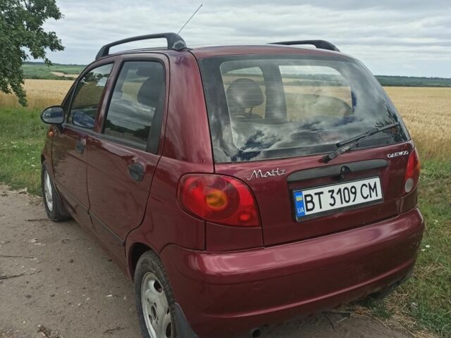 Красный Дэу Матиз, объемом двигателя 0.8 л и пробегом 169 тыс. км за 2700 $, фото 5 на Automoto.ua