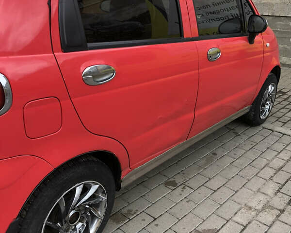 Красный Дэу Матиз, объемом двигателя 0.8 л и пробегом 135 тыс. км за 2200 $, фото 5 на Automoto.ua
