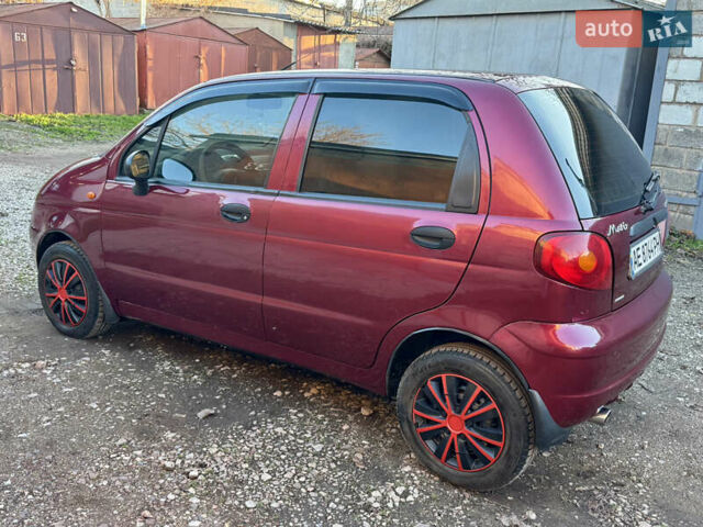 Красный Дэу Матиз, объемом двигателя 0.8 л и пробегом 142 тыс. км за 2650 $, фото 3 на Automoto.ua