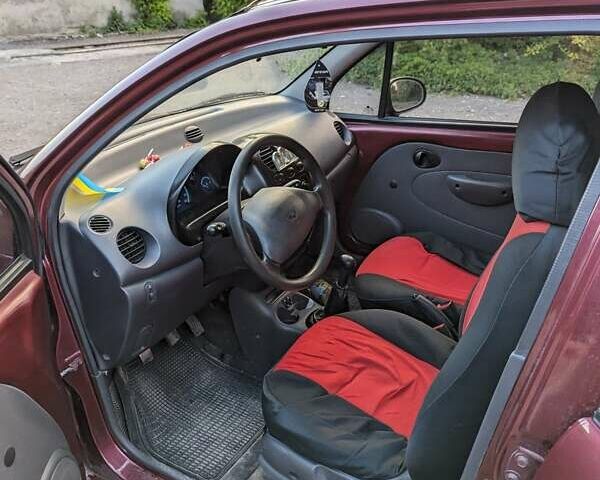 Красный Дэу Матиз, объемом двигателя 0.8 л и пробегом 118 тыс. км за 3000 $, фото 4 на Automoto.ua