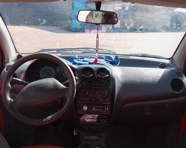 Красный Дэу Матиз, объемом двигателя 0.8 л и пробегом 100 тыс. км за 1700 $, фото 6 на Automoto.ua