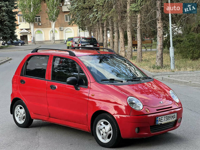Красный Дэу Матиз, объемом двигателя 0.8 л и пробегом 157 тыс. км за 1500 $, фото 2 на Automoto.ua