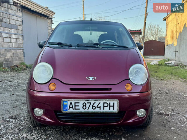 Красный Дэу Матиз, объемом двигателя 0.8 л и пробегом 142 тыс. км за 2650 $, фото 1 на Automoto.ua