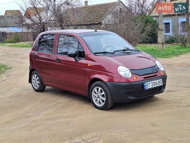 Красный Дэу Матиз, объемом двигателя 0.8 л и пробегом 155 тыс. км за 2800 $, фото 5 на Automoto.ua