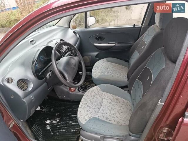 Дэу Матиз 2006 в Тульчине на Automoto.ua Красный Дэу Матиз, объемом двигателя 1 л и пробегом 160 тыс. км за 1350 $, фото 7 на Automoto.ua