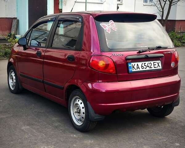 Красный Дэу Матиз, объемом двигателя 0.8 л и пробегом 163 тыс. км за 2700 $, фото 3 на Automoto.ua